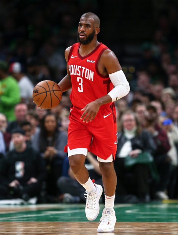 James Harden có thể gánh team ở Houston, nhưng Chris Paul mới là chìa khoá để Rockets vô địch James Harden có thể gánh team ở Houston, nhưng Chris Paul mới là chìa khoá để Rockets vô địch