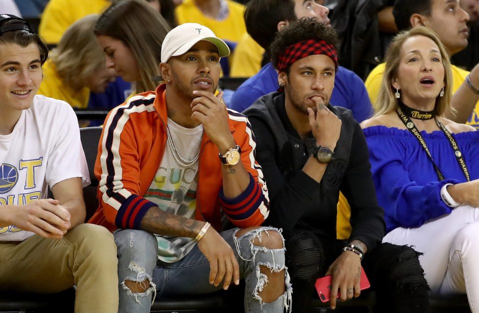 Thể thao 24h: Quái kiệt F1 Lewis Hamilton rủ Neymar chơi nhảy dù