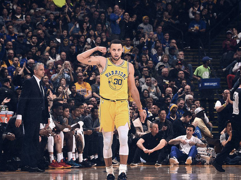 Trận thua Suns chính là màn trình diễn ném 3 thảm hại nhất sự nghiệp của bộ đôi Curry và Thompson