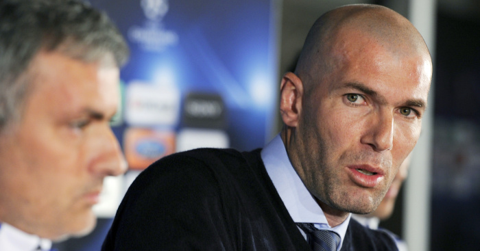 CHÍNH THỨC: Zidane tái hợp Real Madrid, ký hợp đồng đến năm 2022