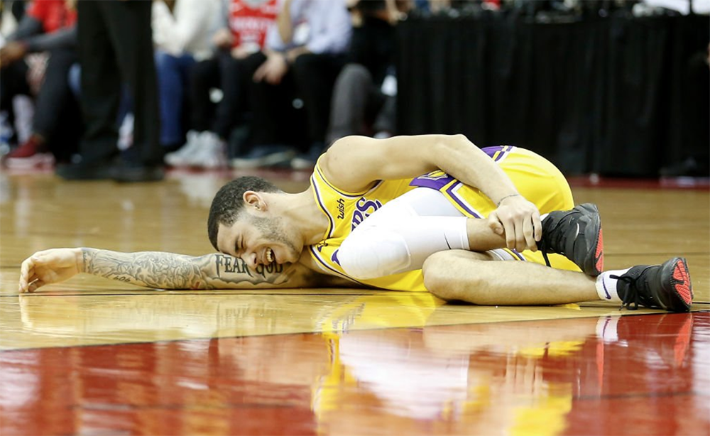 Lonzo Ball lần đầu lên tiếng về các tin đồn: Bị trade thì tôi đi thôi, gì mà căng? Lonzo Ball lần đầu lên tiếng về các tin đồn: Bị trade thì tôi đi thôi, gì mà căng?