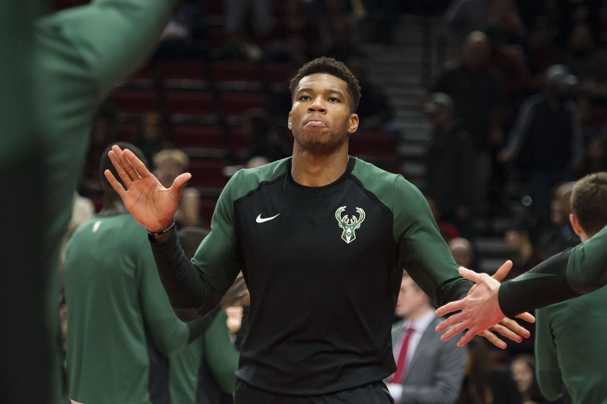 Ngôi sao NBA nào sẽ là đồng đội lý tưởng nhất với Giannis Antetokounmpo?