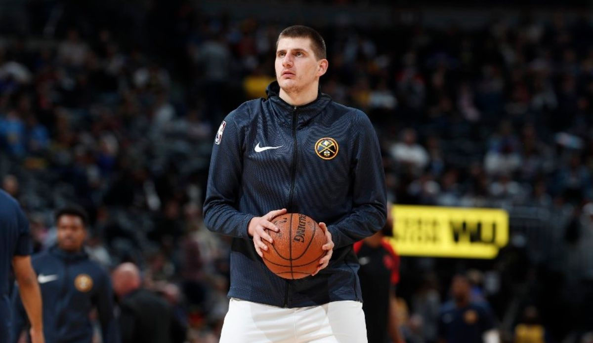 Không phải trung phong huyền thoại nào khác, Nikola Jokic lại muốn học theo Michael Jordan?