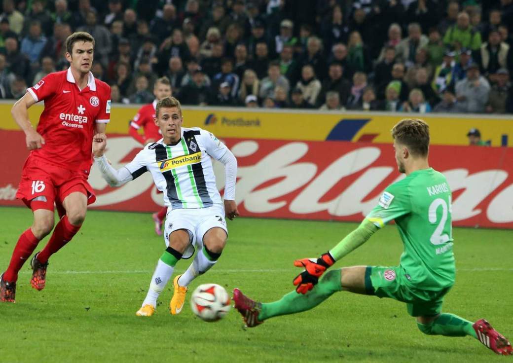 Kết quả bóng đá hôm nay 16/3: M’gladbach và Sociedad bị cầm hòa