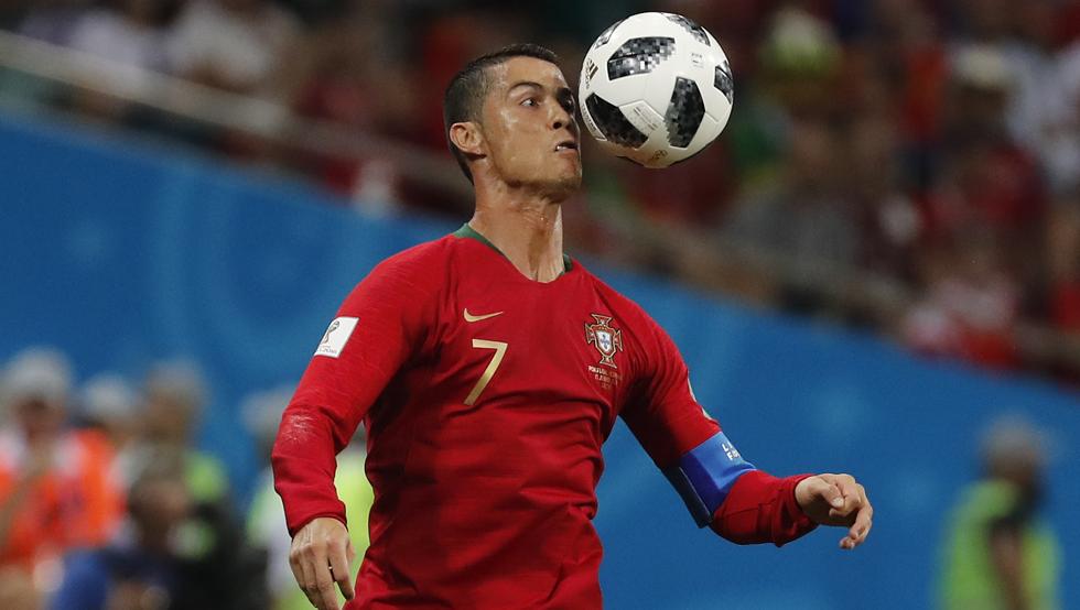 Ronaldo trở lại ĐT Bồ Đào Nha sau 9 tháng
