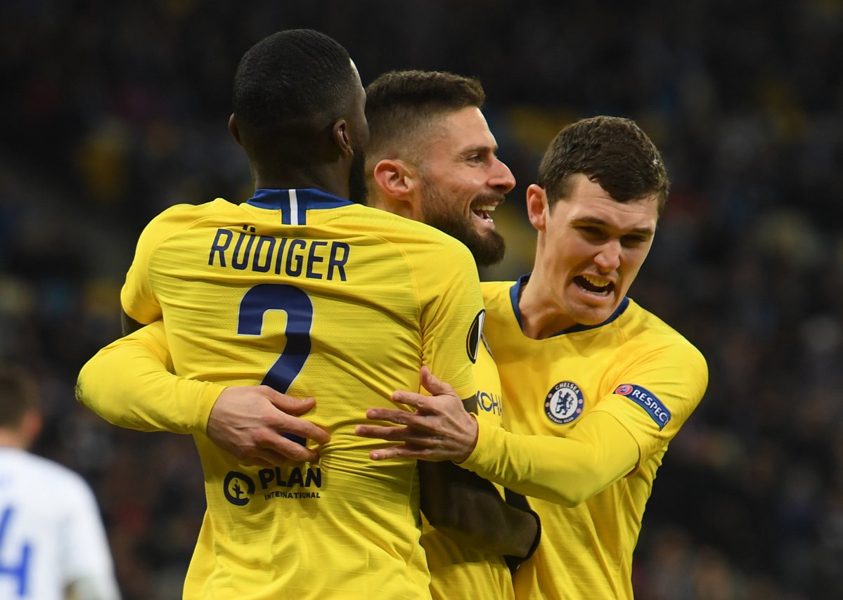 Sarri khó xử khi xoay vòng hàng công Chelsea trước Everton