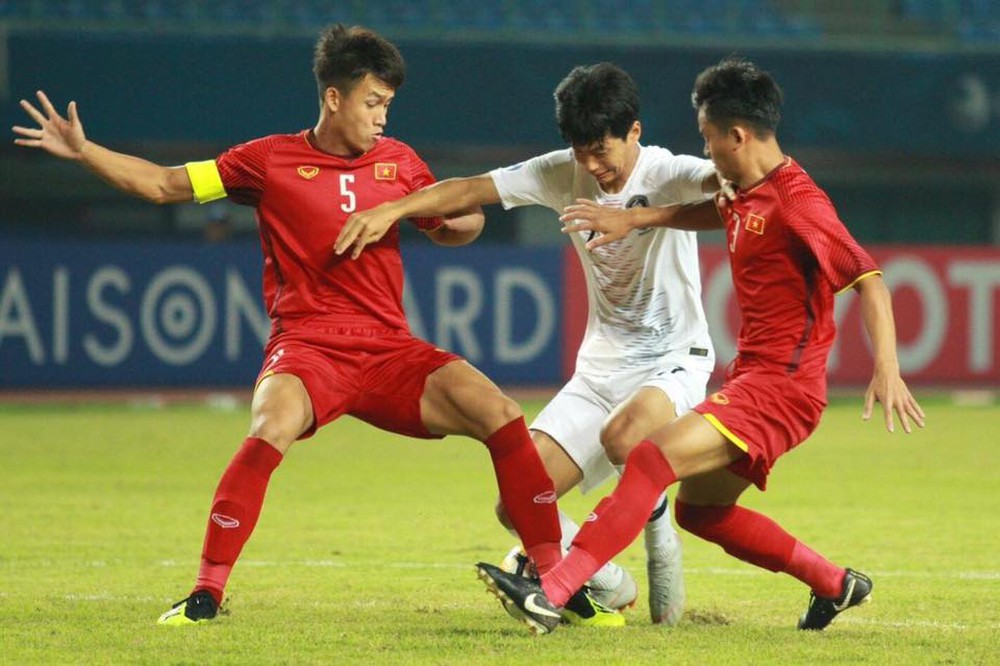 5 câu thủ vừa bị HLV Pak Hang-seo loại là những ai?