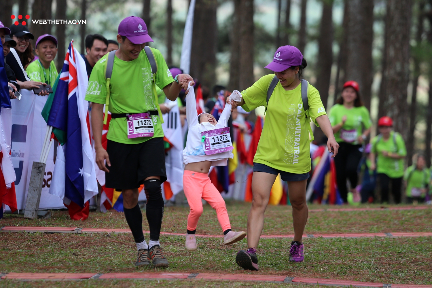 DLUT 2019: Ngày hội của những gia đình mang "dòng máu runner"