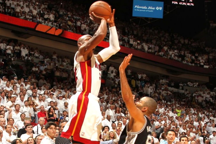 Houston Rockets ngỏ ý mời mọc tay ném 3 điểm vĩ đại nhất trở lại sân đấu