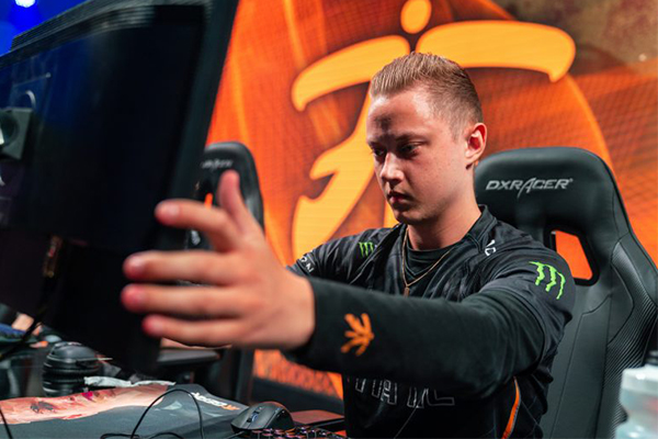 Rekkles: Fnatic không thể kiểm soát được G2 Esports trong mùa giải này