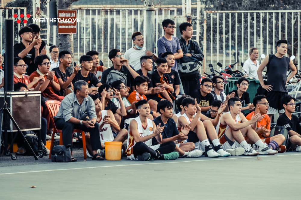 Bóng rổ U18 Năng khiếu - Trẻ TP HCM: Chức vô địch gọi tên Phú Nhuận và Bùi Anh Khoa Bóng rổ U18 Năng khiếu - Trẻ TP HCM: Chức vô địch gọi tên Phú Nhuận và Bùi Anh Khoa