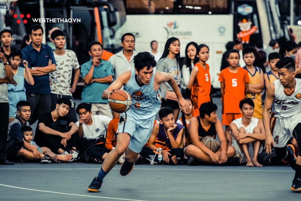 Bóng rổ U18 Năng khiếu - Trẻ TP HCM: Chức vô địch gọi tên Phú Nhuận và Bùi Anh Khoa Bóng rổ U18 Năng khiếu - Trẻ TP HCM: Chức vô địch gọi tên Phú Nhuận và Bùi Anh Khoa