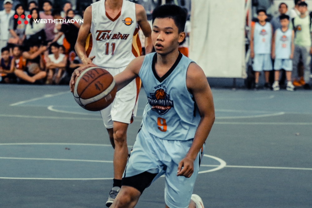 Bóng rổ U18 Năng khiếu - Trẻ TP HCM: Chức vô địch gọi tên Phú Nhuận và Bùi Anh Khoa Bóng rổ U18 Năng khiếu - Trẻ TP HCM: Chức vô địch gọi tên Phú Nhuận và Bùi Anh Khoa