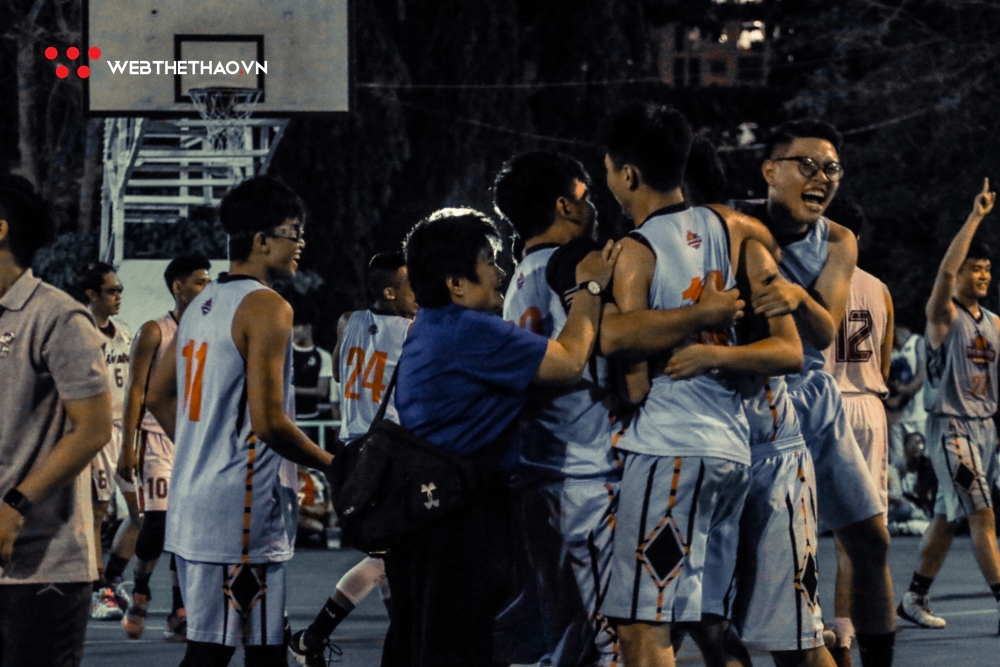 Bóng rổ U18 Năng khiếu - Trẻ TP HCM: Chức vô địch gọi tên Phú Nhuận và Bùi Anh Khoa Bóng rổ U18 Năng khiếu - Trẻ TP HCM: Chức vô địch gọi tên Phú Nhuận và Bùi Anh Khoa