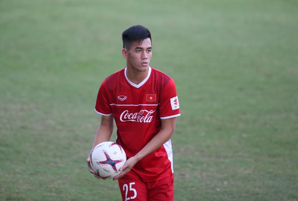 Bất ngờ khi Tiến Linh được thầy Park “ kêu ở lại” U23 Việt Nam