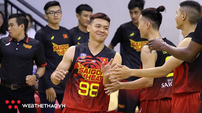 Saigon Heat gây sốc khi chỉ lựa chọn bảo vệ 3 cầu thủ