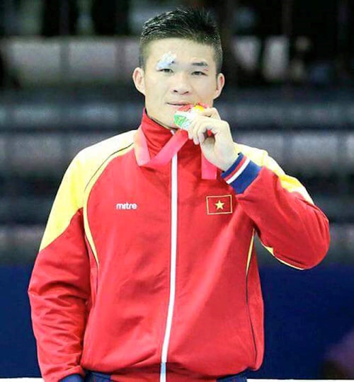 Về Buôn Ma Thuột nghe người thách đấu Flores Trương Đình Hoàng kể chuyện Boxing Về Buôn Ma Thuột nghe người thách đấu Flores Trương Đình Hoàng kể chuyện Boxing