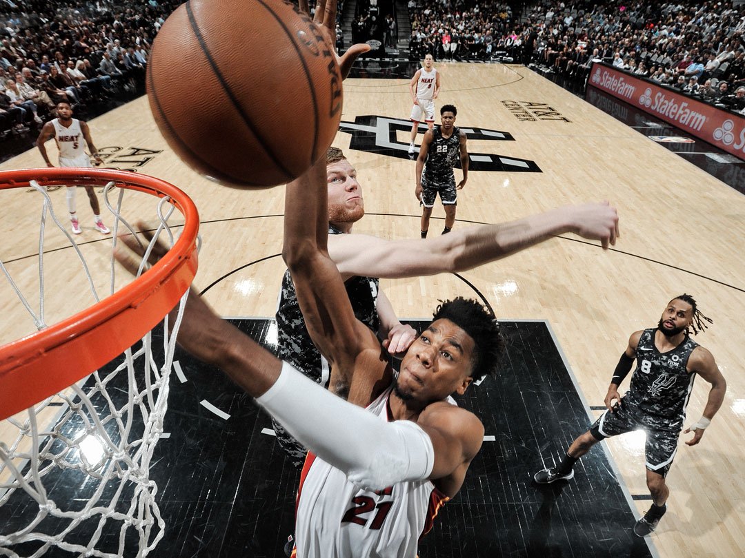 San Antonio Spurs đứt mạch chiến thắng