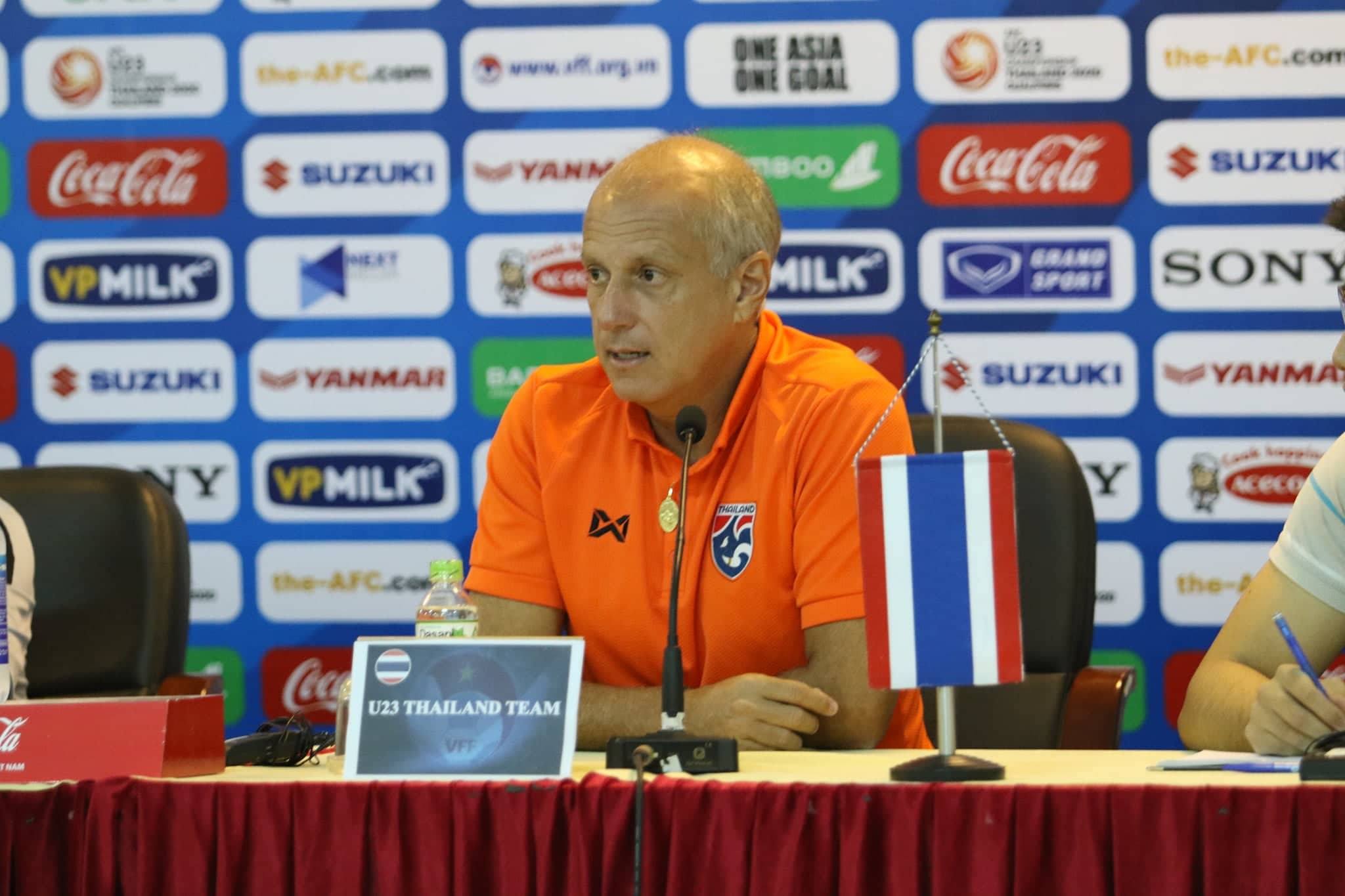 HLV U23 Thái Lan quyết đánh bại Việt Nam tại vòng loại U23 châu Á 2020.