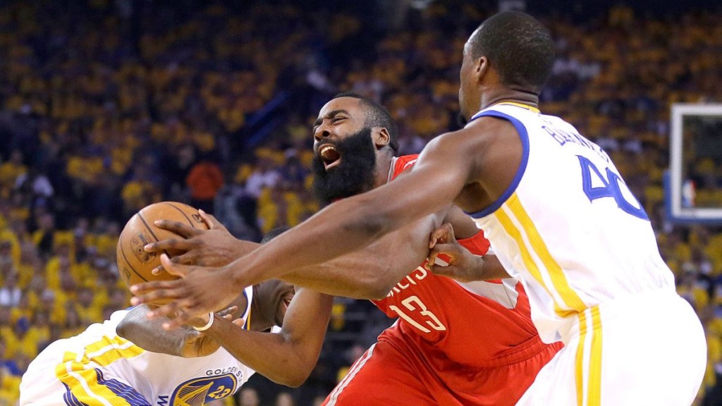 Thủ như không thủ: Kế sách khắc chế James Harden lạ mà hay