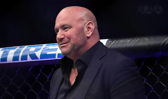 Những ngôi sao trẻ nào đang nhận được sự chú ý của Dana White? Những ngôi sao trẻ nào đang nhận được sự chú ý của Dana White?
