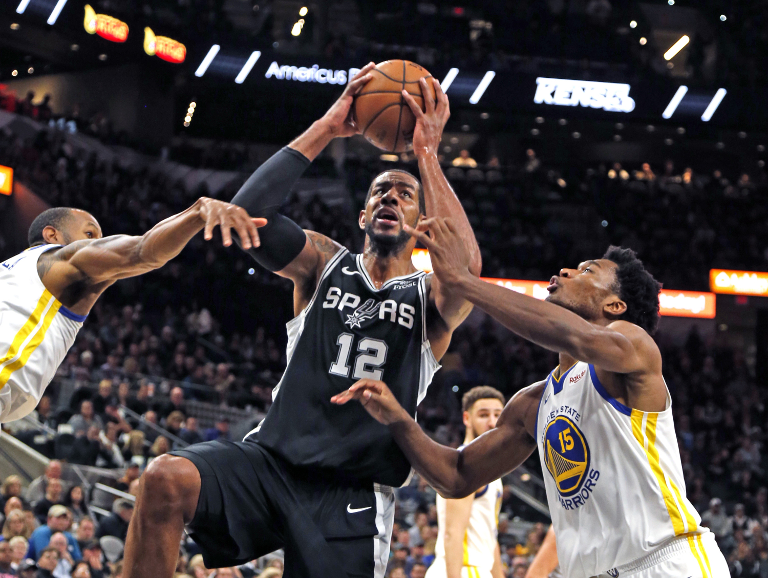 Cái tên nào sẽ là đội bóng đụng độ Golden State Warriors tại vòng 1 playoffs? Cái tên nào sẽ là đội bóng đụng độ Golden State Warriors tại vòng 1 playoffs?