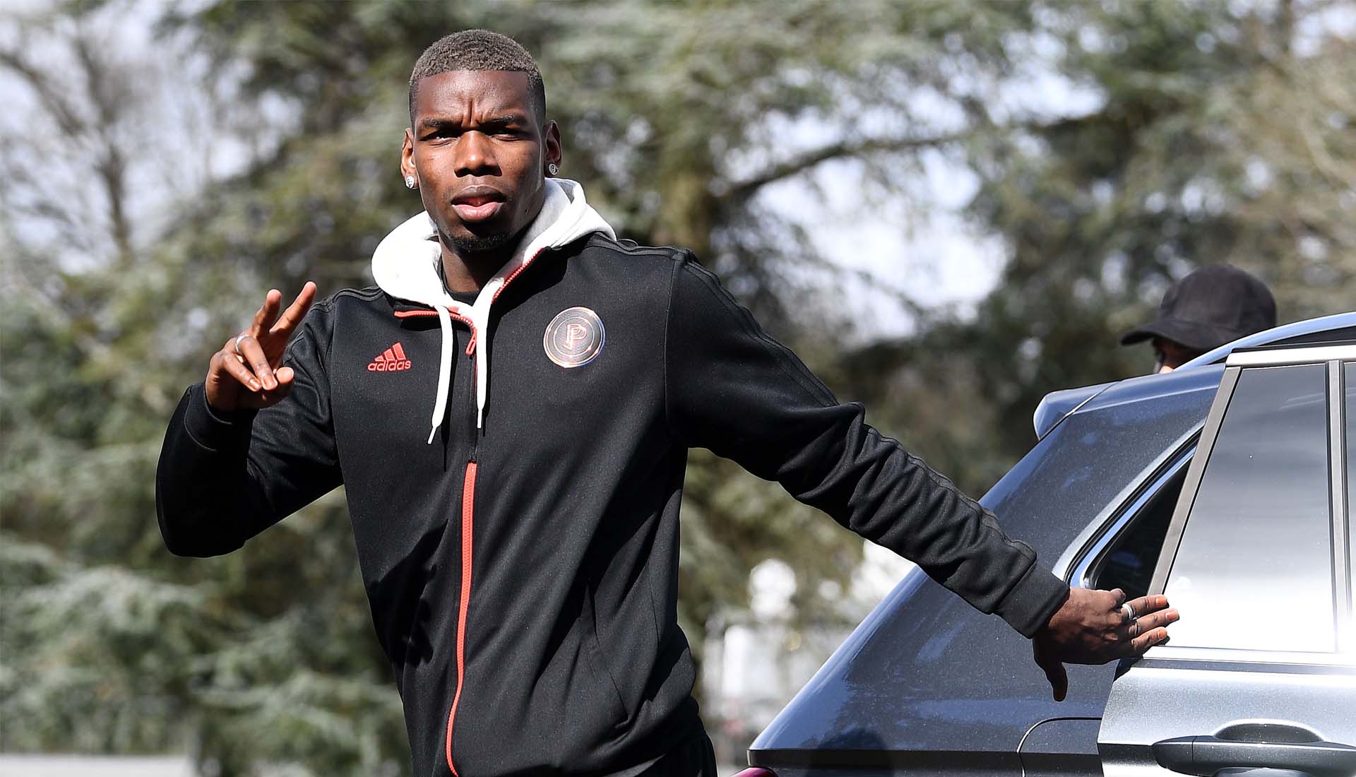 Pogba mất cả đống tiền vì sự kiện Brexit