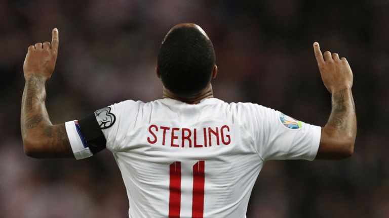 Sterling bùng nổ: Sự phát triển của một tài năng hiếm có ở Man City