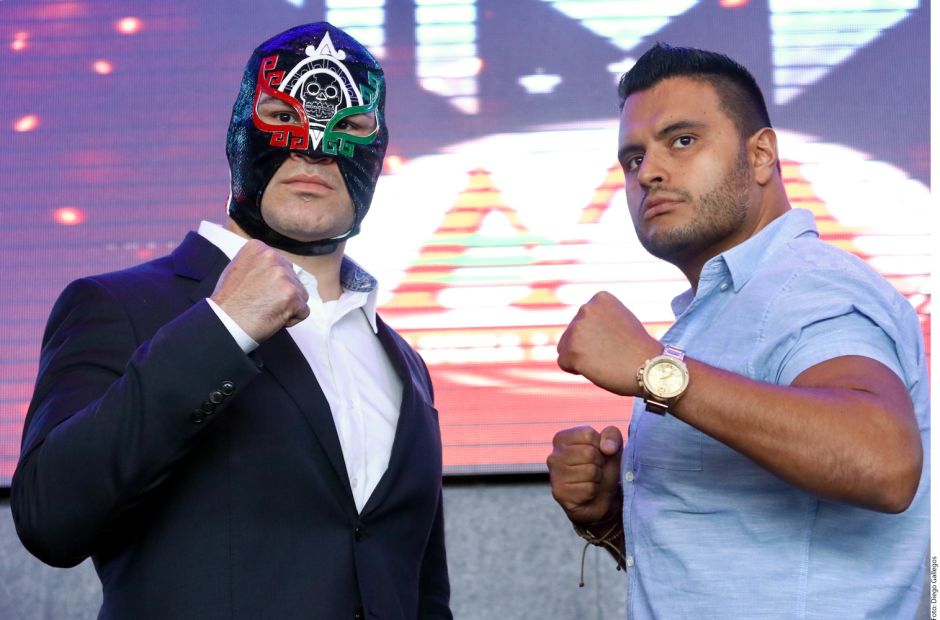 Huyền thoại MMA Cain Velasquez bất ngờ chuyển sang làm phản diện đô vật