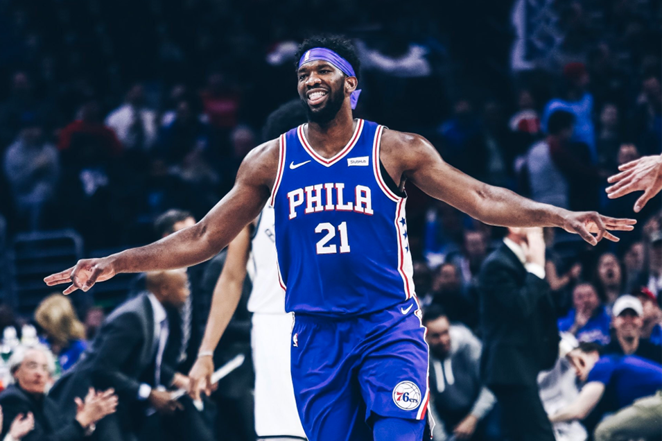 Joel Embiid hoá thân "người khổng lồ", góp phần tăng thêm sự kịch tính cho cuộc đua Playoffs miền Đông