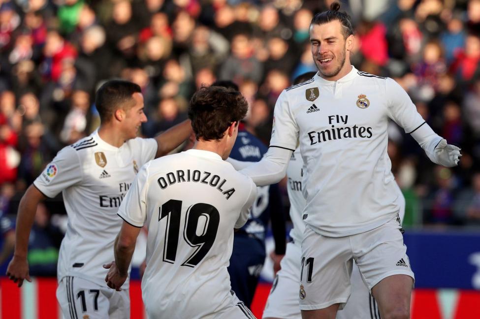 Nhận định Real Madrid vs Huesca 01h45, 01/04 (Vòng 29 VĐQG Tây Ban Nha 2018/19)