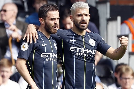 Kết quả Fulham vs Man City (0-2): Man City chiếm lại ngôi đầu bảng