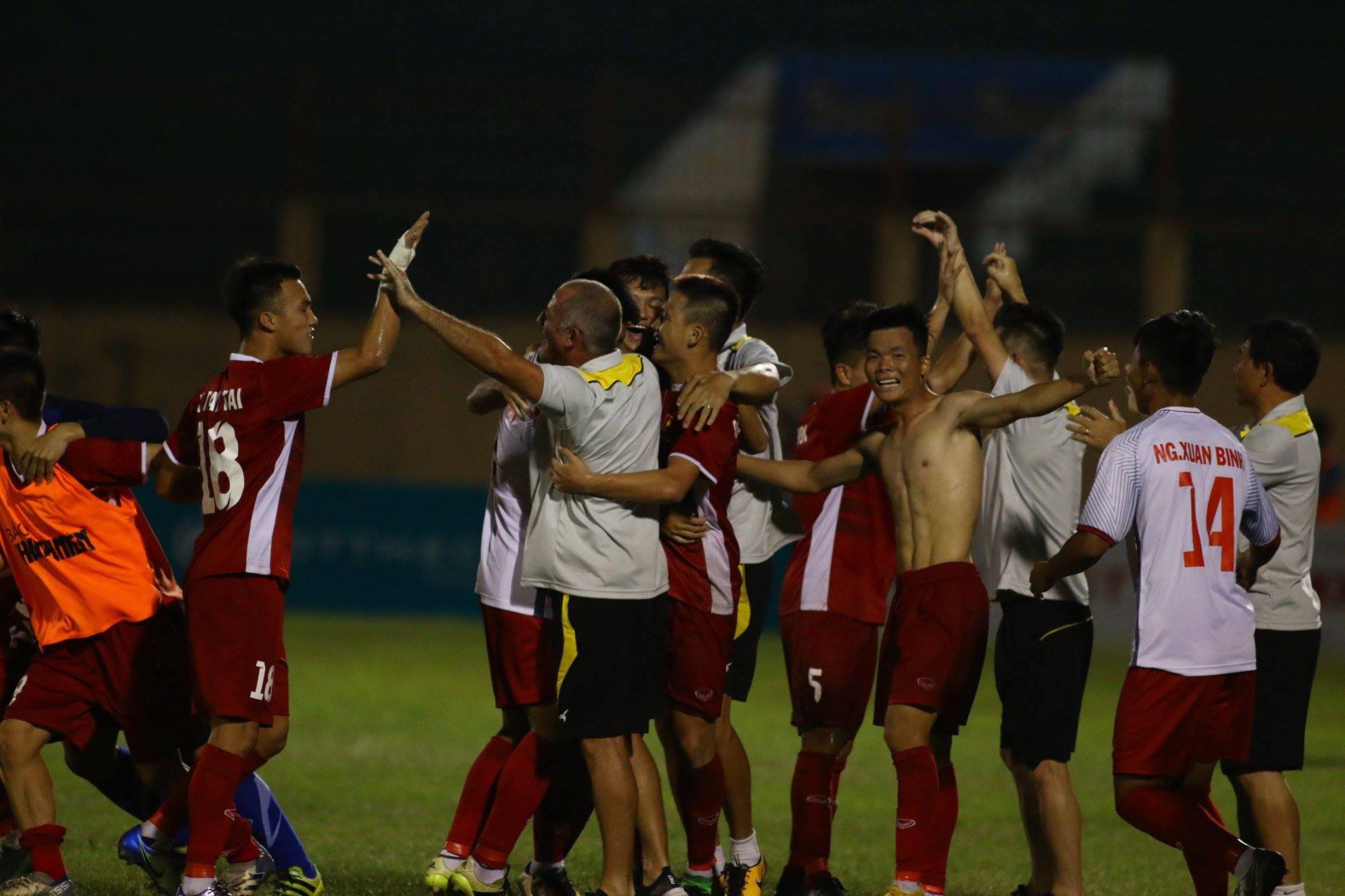 Thầy Công Phượng lâng lâng nói về danh hiệu đầu tiên cùng U19 Việt Nam