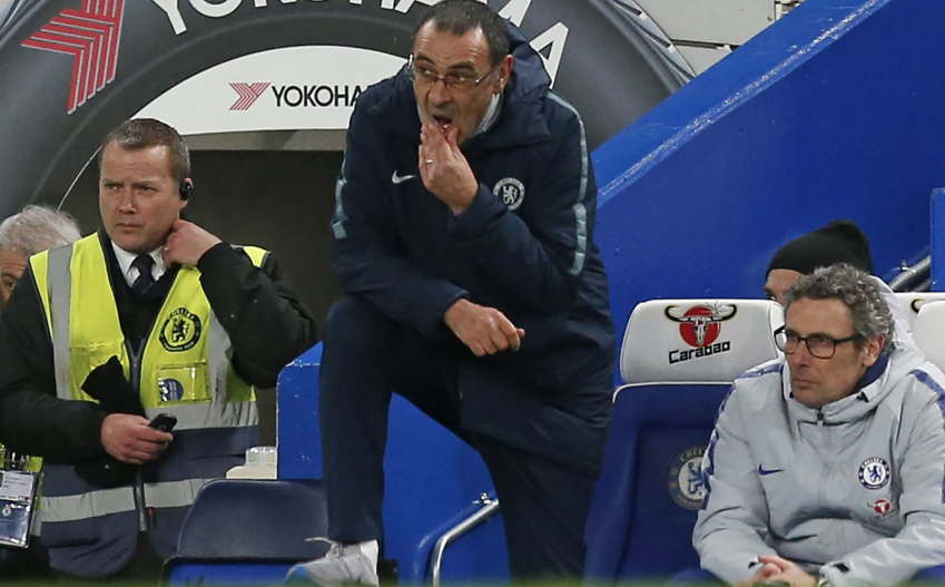 HLV Sarri tính sẵn đường chuồn khỏi Chelsea trước khi bị sa thải