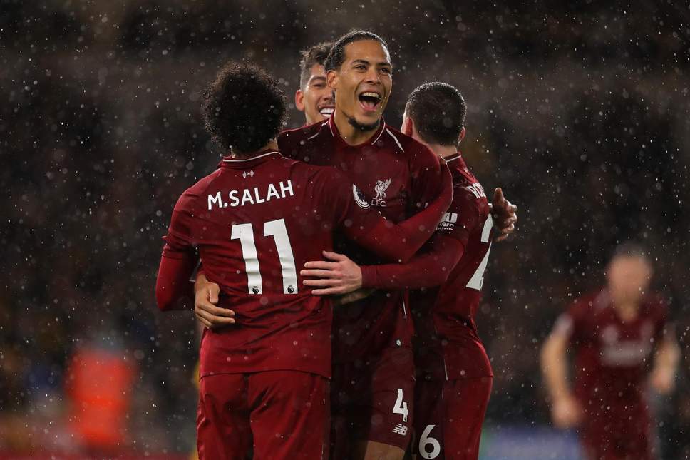 Van Dijk vô đối trong năm 2018 với thống kê phòng ngự bất bại kinh hoàng
