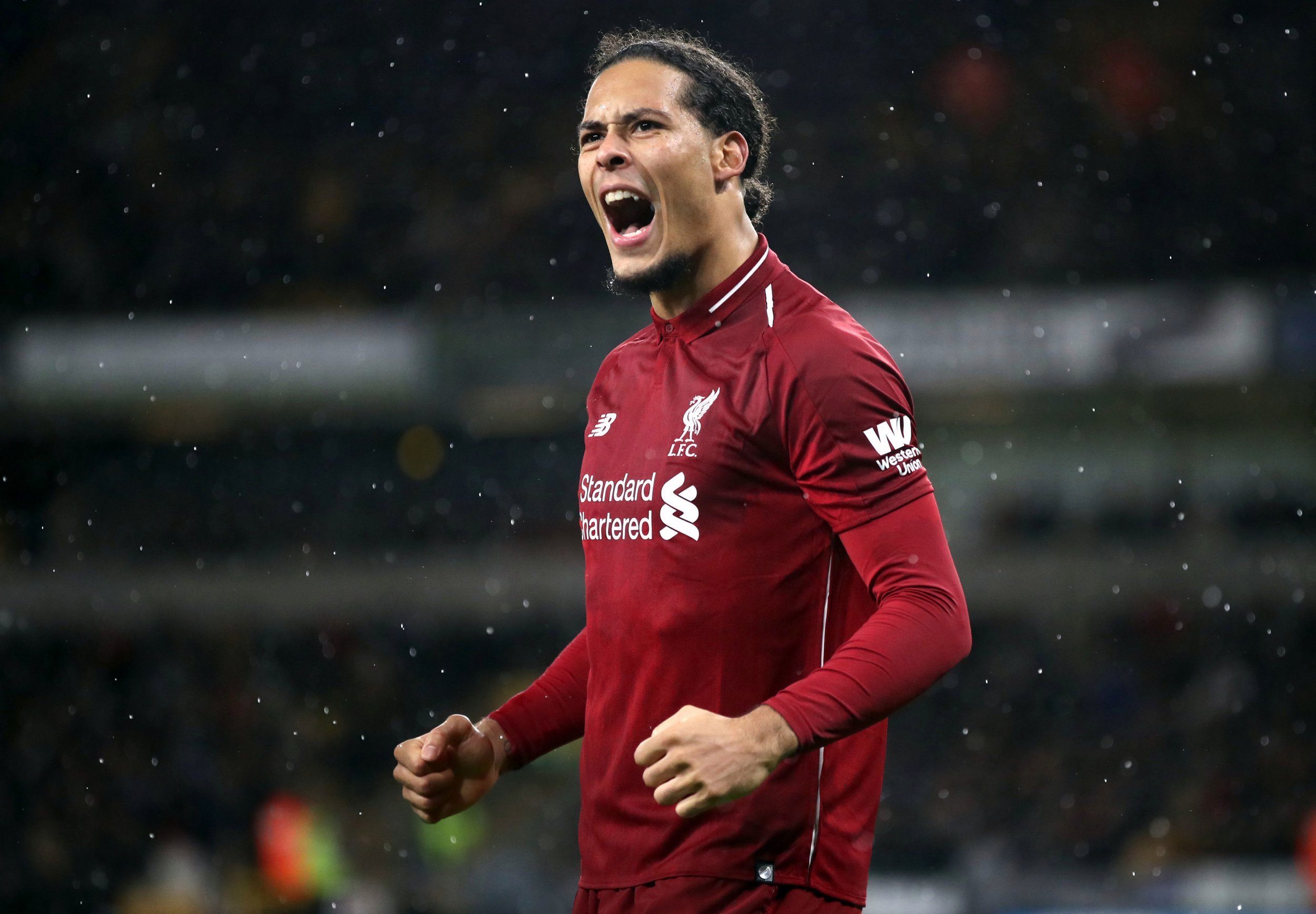 Van Dijk vô đối trong năm 2018 với thống kê phòng ngự bất bại kinh hoàng