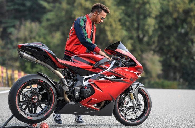 Thể thao 24h: Có một thách thức mà nhà vô địch F1 Lewis Hamilton không đủ tự tin đối mặt