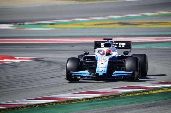 Thể thao 24h : Một tay mà lái xe F1, chỉ có thể là Robert Kubica