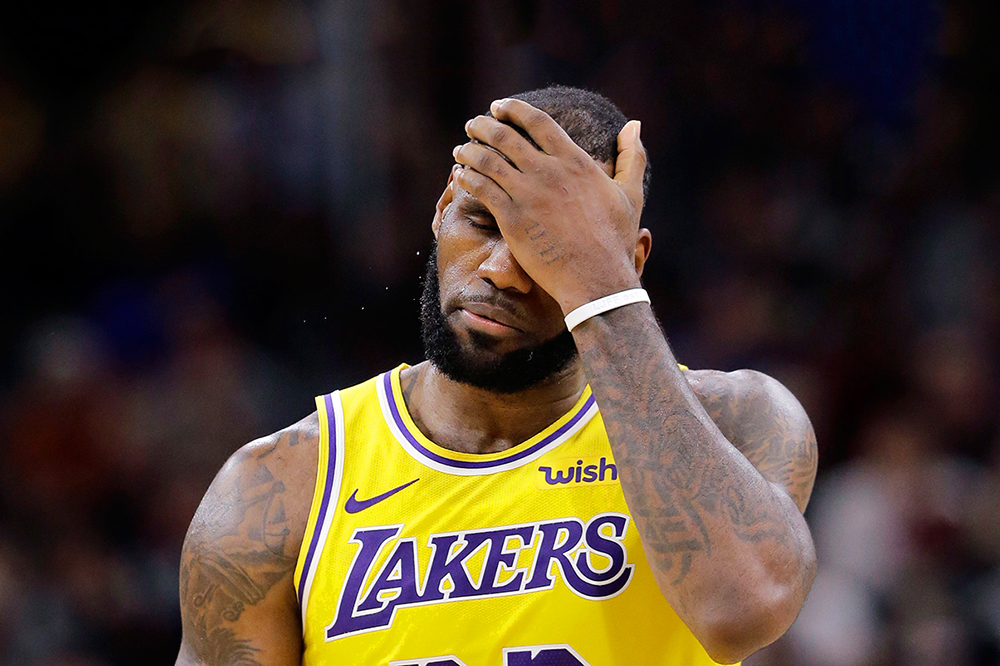 Rút ra được điều gì sau mùa giải đầu tiên của LeBron James tại Los Angeles Lakers?