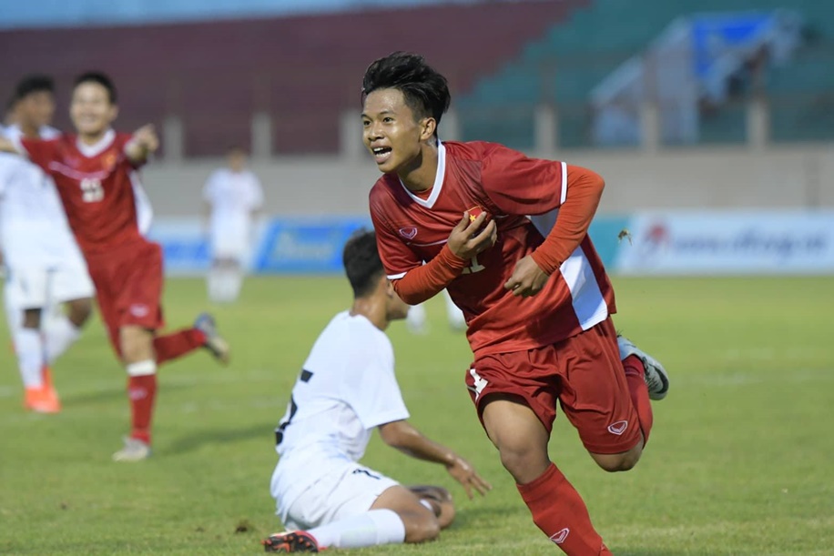 “Chuyến tàu vớt” Phạm Xuân Tạo có trở thành phiên bản của Phan Văn Đức ở U18 Việt Nam?