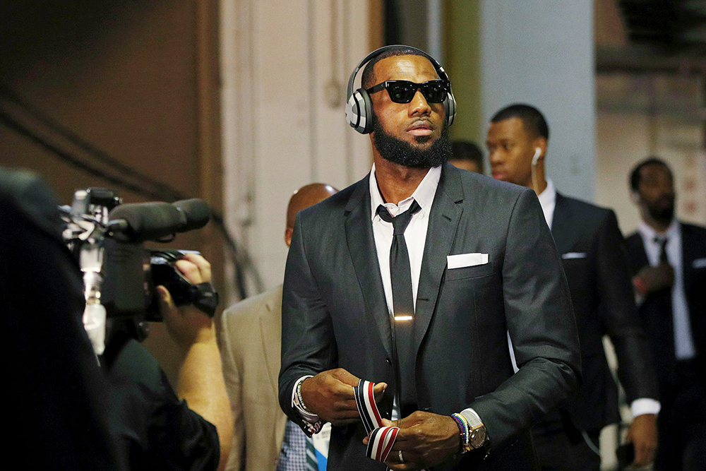 Hé lộ kế hoạch mùa hè của LeBron James: Nghỉ FIBA World Cup để đi... đóng phim?