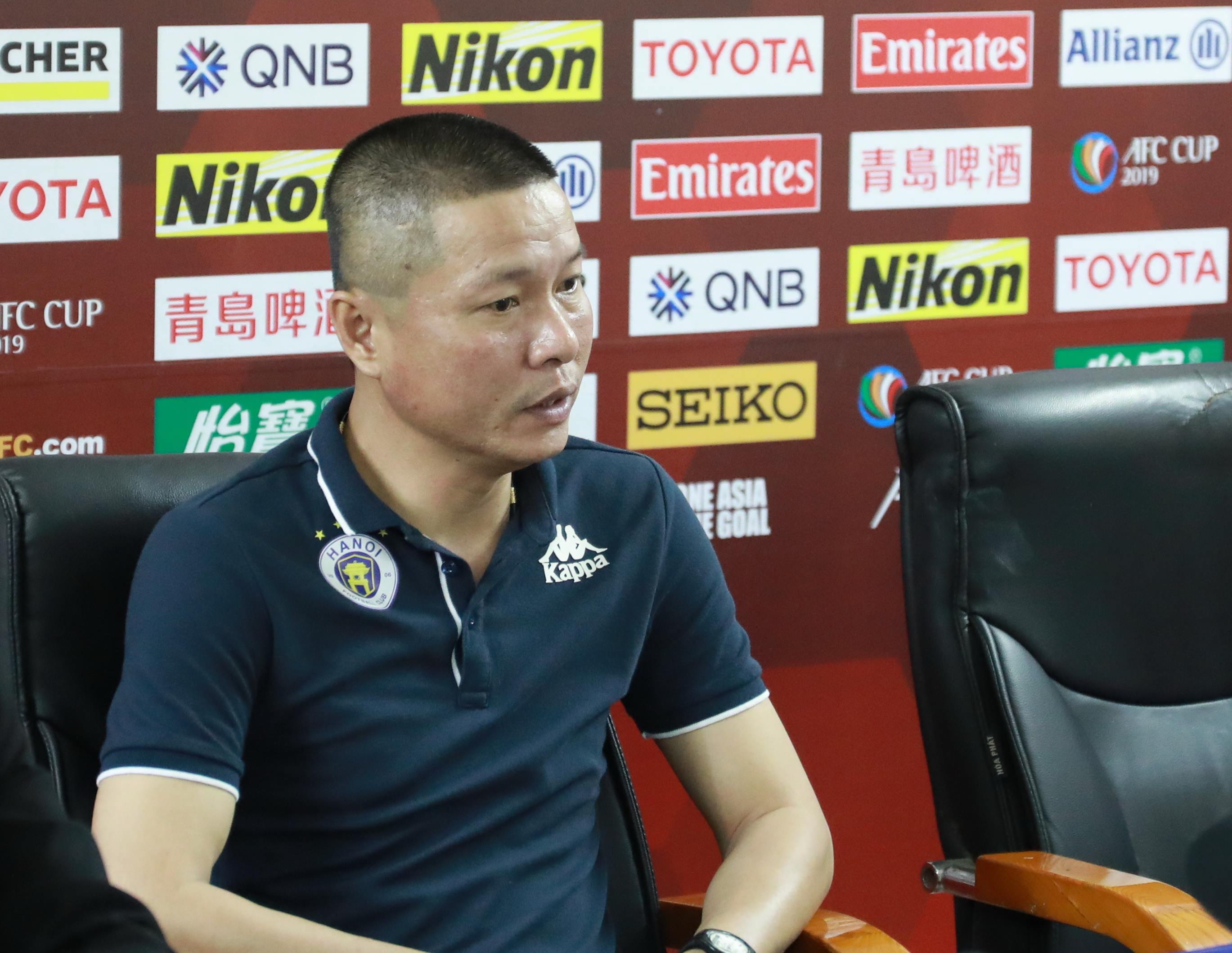 HLV Chu Đình Nghiêm không hiểu vì sao Hà Nội FC thua Yangon Utd