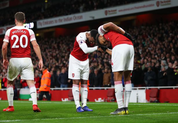 Lacazette tiết lộ Aubameyang đã giúp anh đá tốt hơn như thế nào?