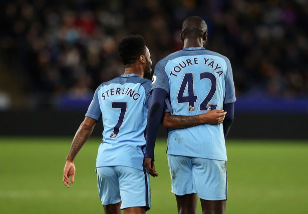Tin bóng đá 2/4: Huyền thoại Man City khen ngợi Sterling, chỉ trích FIFA và UEFA