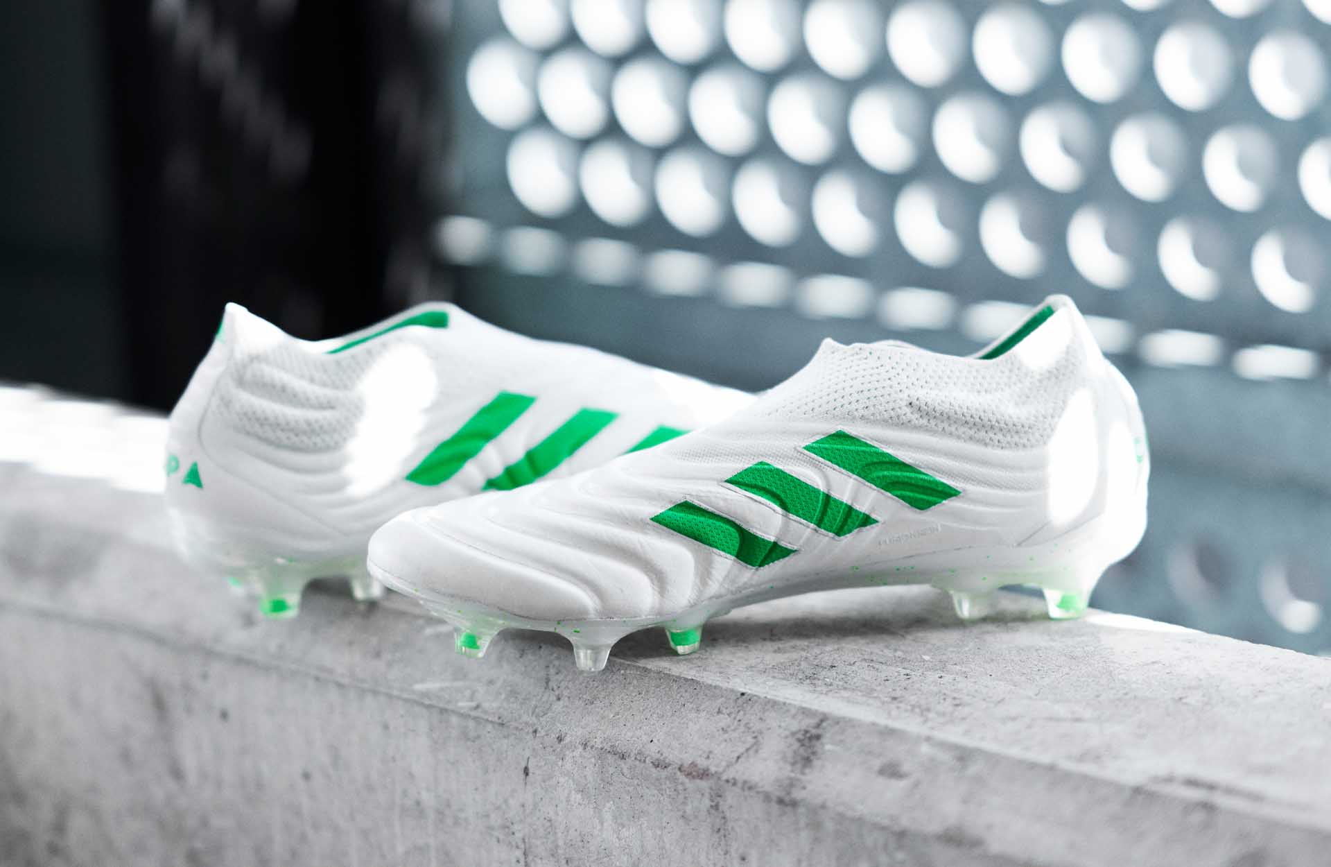 Adidas cho ra mắt bộ sưu tập sắc màu Virtuso Pack cùng loạt sao khủng Adidas cho ra mắt bộ sưu tập sắc màu Virtuso Pack cùng loạt sao khủng