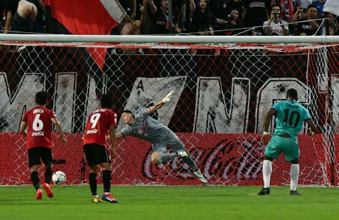 Kết quả Chainat vs Muang Thong (3-0): Thay tướng không đổi vận