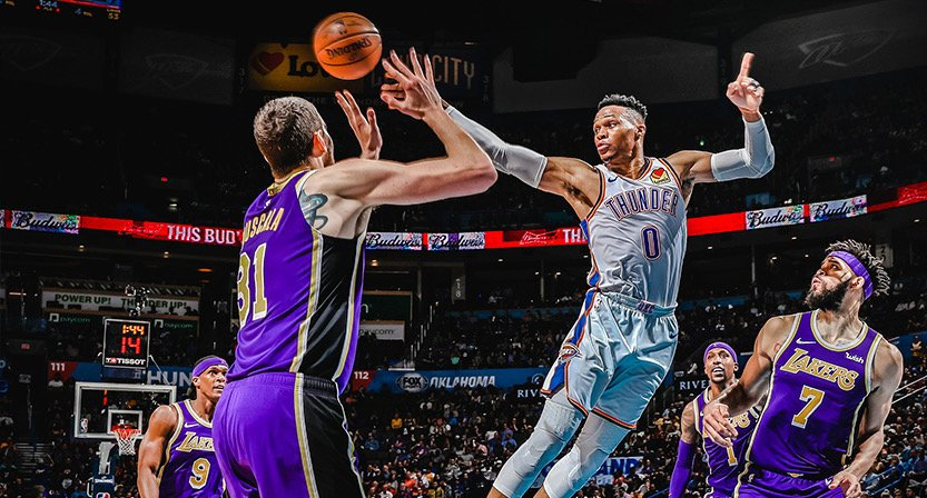Westbrook hủy diệt Lakers với pha triple-double vô tiền khoáng hậu dành tặng người bạn đã khuất