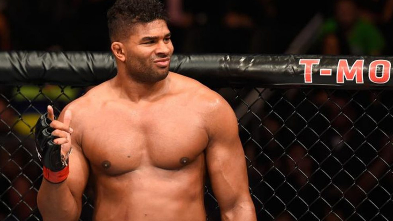 Đối thủ của Alistair Overeem đã bị thay đổi trước thềm UFC Saint Petersburg
