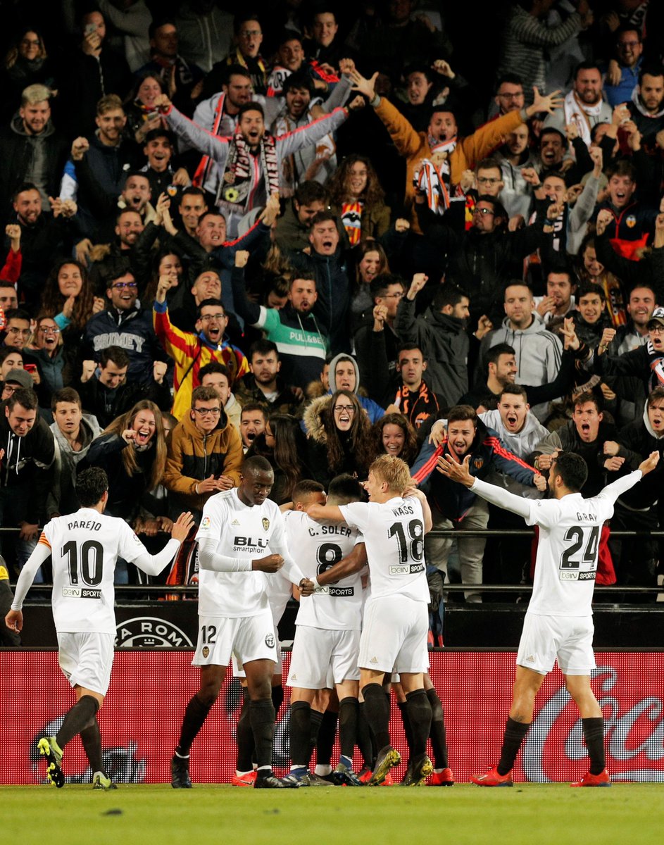 Real Madrid hết mục tiêu và 5 điểm nhấn ở trận thua Valencia 1-2