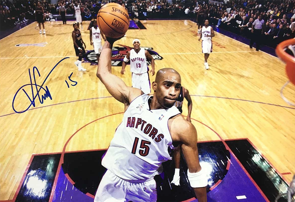 "Thánh phá rổ" Vince Carter quyết tâm nói không với giải nghệ, tuyên bố sẵn sàng trở lại để lập kỷ lục NBA